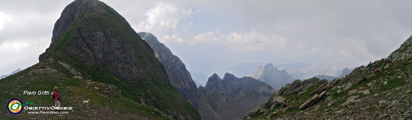 70 Alla Bocchetta Paradiso....per il Pizzo a dx.jpg